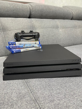 Buy Ps4 Pro 1 TB + 3 žaidimai