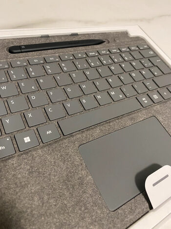 Microsoft Signature Keyboard with Slim Pen 2