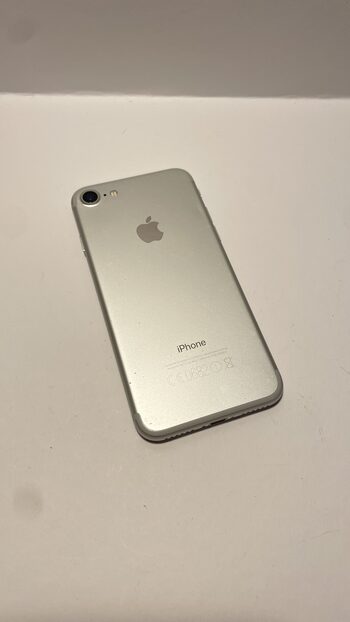Redeem Apple iPhone 7 128GB Silver
