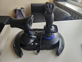 Thrustmaster t.flight Hotas 4 vairalazdė
