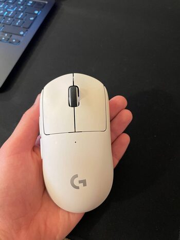 „Logitech G Pro Superlight“ pelė