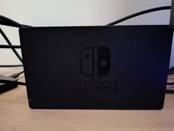 Nintendo Switch, Blue & Red, 32GB, 19 Games