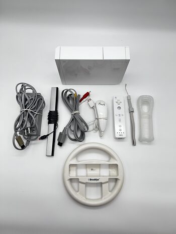 Nintendo Wii Žaidimų Konsolės Pilnas Baltas Rinkinys