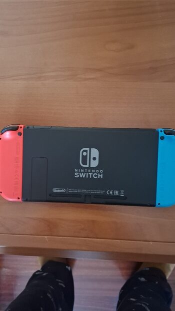 Nintendo switch como nueva+juegos for sale