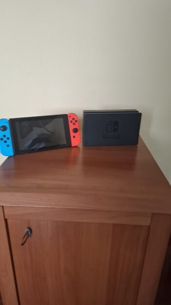 Nintendo switch como nueva+juegos