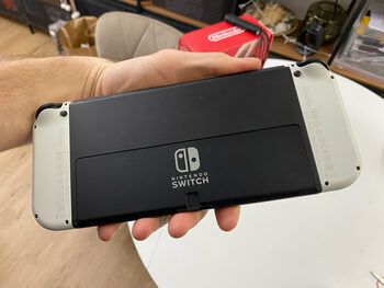 Get Nintendo Switch OLED su Garantija