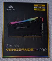 Corsair Vengeance RGB Pro 32 GB (2 x 16 GB) DDR4-3200 Black PC RAM