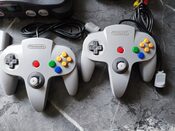 Nintendo 64 su Banjo Kazooie žaidimu