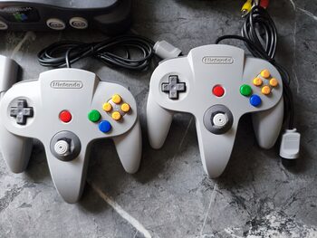 Nintendo 64 su Banjo Kazooie žaidimu