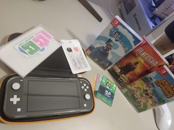 Pack Nintendo Switch Lite, funda con accesorios, Animal Crossing +2 juegos