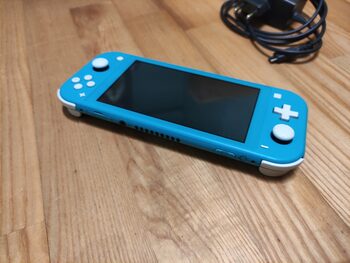 Nintendo Switch Lite + 64GB SD