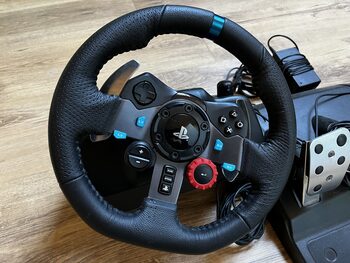 Logitech G29 su pedalais ir shifteriu