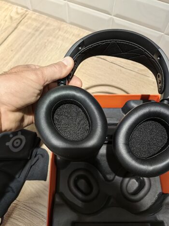 Steelseries arctis Nova Pro Wireless 