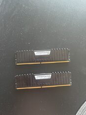 Corsair Vengeance LPX 8 GB (2 x 4 GB) DDR4-2400 Black / Yellow PC RAM