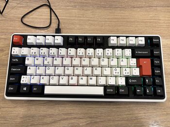 Mechaninė klaviatūra Varmilo Minilo VXT82