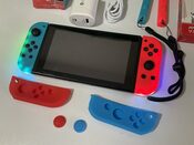 Nintendo Switch V2 con accesorios 