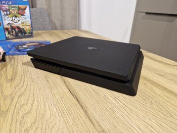 Ps4 slim+3 pultai +3 žaidimai