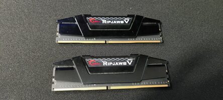 G.Skill Ripjaws V 16 GB (2 x 8 GB) DDR4-3600 Black PC RAM