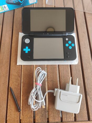 New Nintendo 2ds xl + Caja