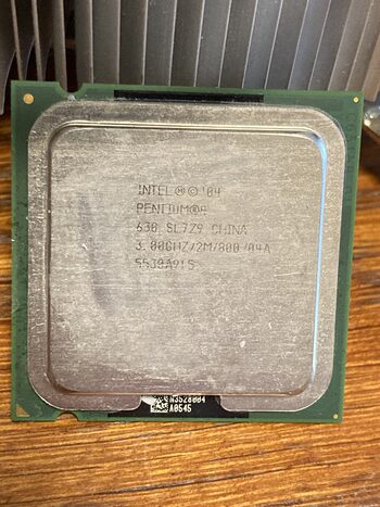 INTEL 630 SL7Z9 Pentium 4