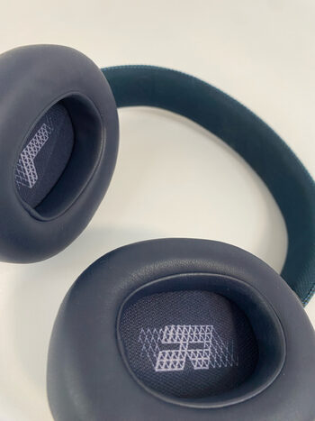 Get JBL Live 650BTNC