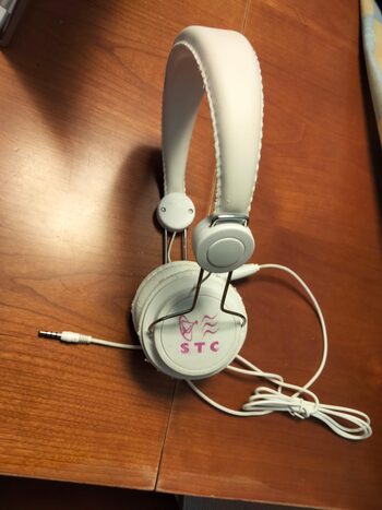 Redeem AURICULARES STC BLANCOS