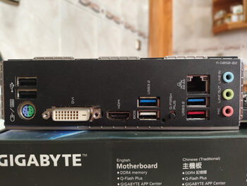 GIGABYTE B550 GAMING X V2 (Socket AM4)