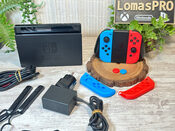 Nintendo Switch con accesorios  for sale