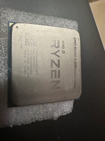 AMD Ryzen 5 1600 (12nm) 3.2-3.6 GHz AM4 6-Core CPU