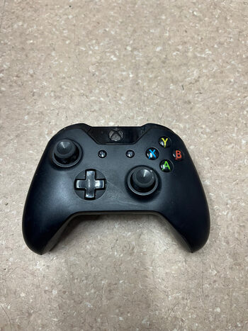 originalus xbox one pultelis, neveikia be laido