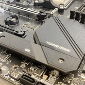 Get MSI MAG B650 Tomahawk WiFi Gaming Mainboard (AMD AM5, DDR5, ATX)