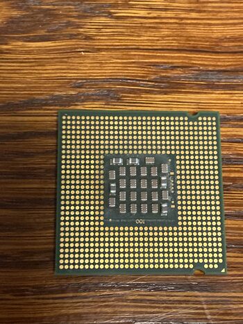 INTEL 630 SL7Z9 Pentium 4