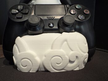 Redeem PS4 controller stand