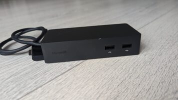 Get Microsoft Surface Dock 1661 + Surface charger 1749