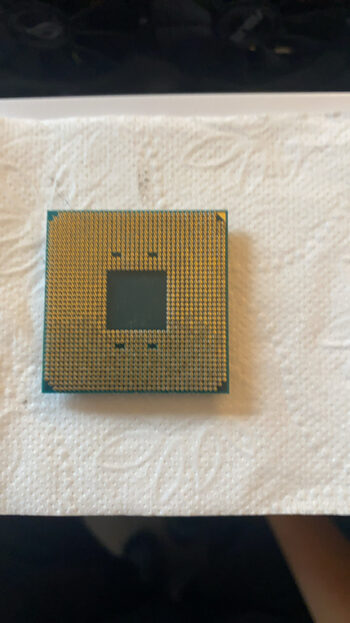 AMD Ryzen 7 1700 3.0-3.7 GHz AM4 8-Core CPU