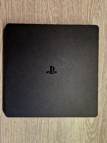 Playstation 4 slim goldhen 9.00