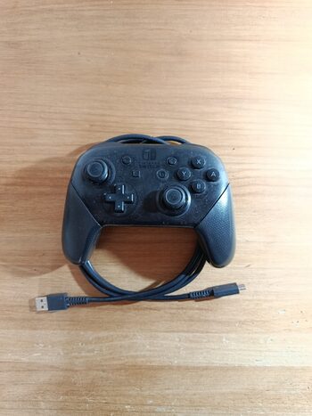 Mando Pro Nintendo Switch 