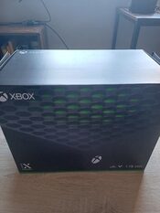 Xbox Series X con 2 mandos varios juegos y muchos accesorios