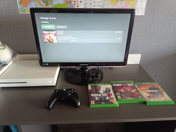 Xbox One S su Samsung monitoriumi