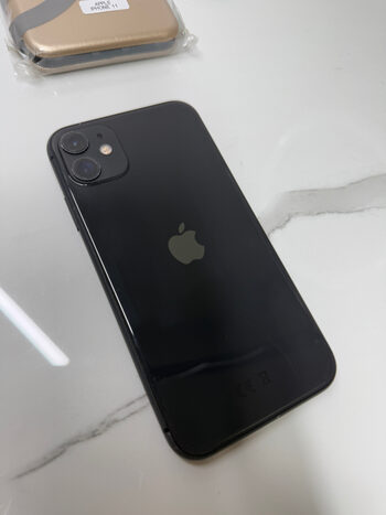 Apple iPhone 11 64GB Black