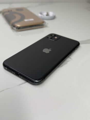 Apple iPhone 11 64GB Black