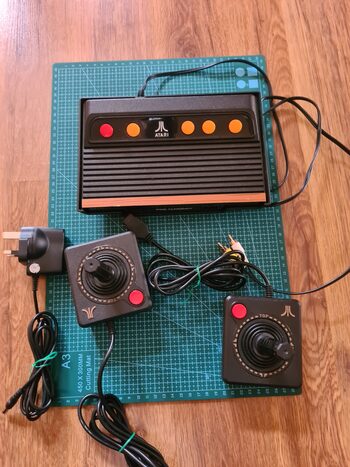 Atari Flashback 8 Classic (105 žaidimai) konsolė