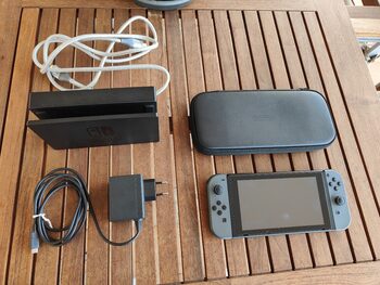 Nintendo Switch + Funda 