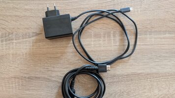 Nintendo Switch Oled + MarioKart 8 Deluxe + Funda