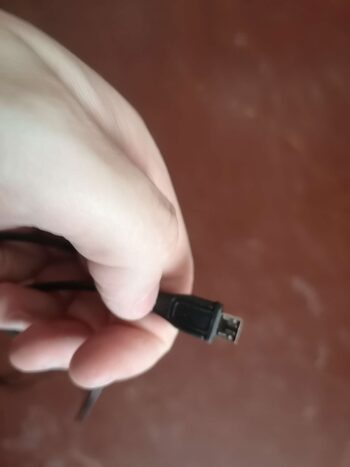 Micro-USB kabelis 1 metro 25 cm ilgio.
