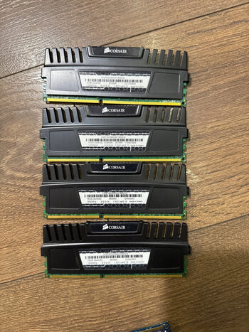 corsair ddr3 1600mgz 16gb ram (4 vnt. po 4gb)