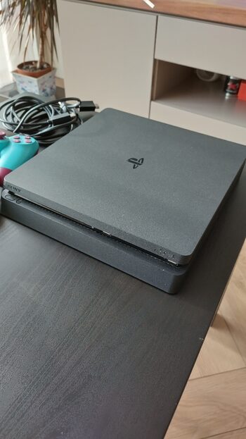 PlayStation 4 slim, 1TB SSD