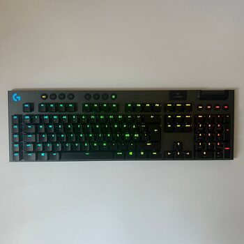 Logitech G915 LIGHTSPEED Wireless RGB Mechanical Gaming Keyboard