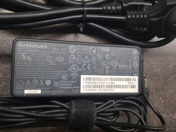 Lenovo pakrovėjas 20V 65w