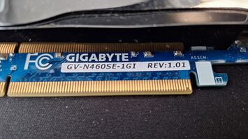 Gigabyte GeForce GTX 460 SE 1 GB 730 Mhz PCIe x16 GPU